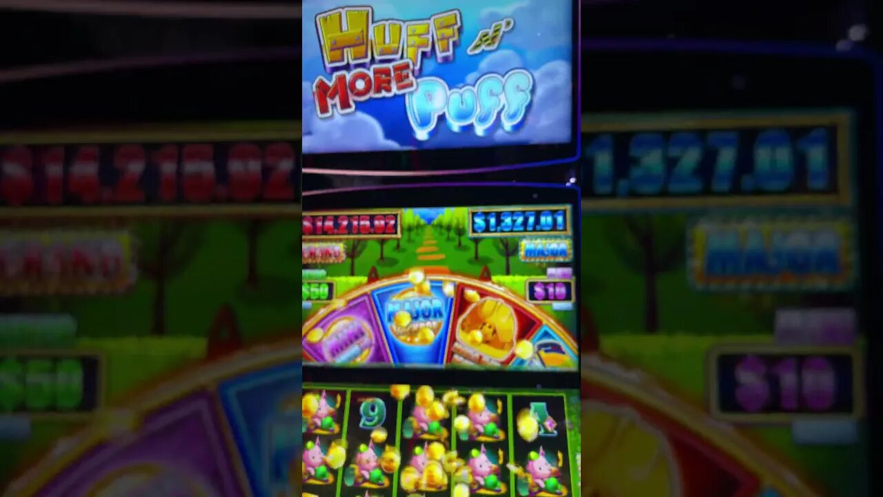 Huff N More Puff paying out #lasvegas #slots