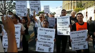 SOUTH AFRICA - Cape Town - Musicians and artists marched to the Cape Town Train Station (Video) (AiC)