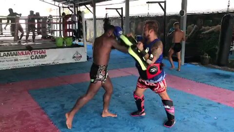 Muaythai training koh samui