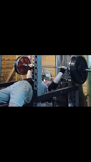 6x3 115 Kgs Paused Bench Press. NEW PR!