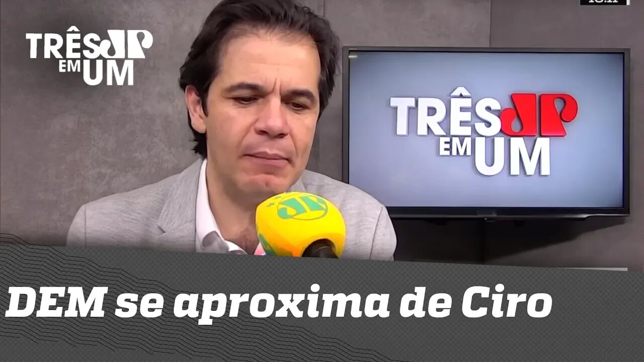 DEM se aproxima de Ciro