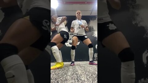 Ninguém segura elas! 😎 #shorts #corinthians #ytshorts