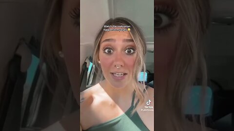 She Finally Realized Why Men Don't Find Her Attractive