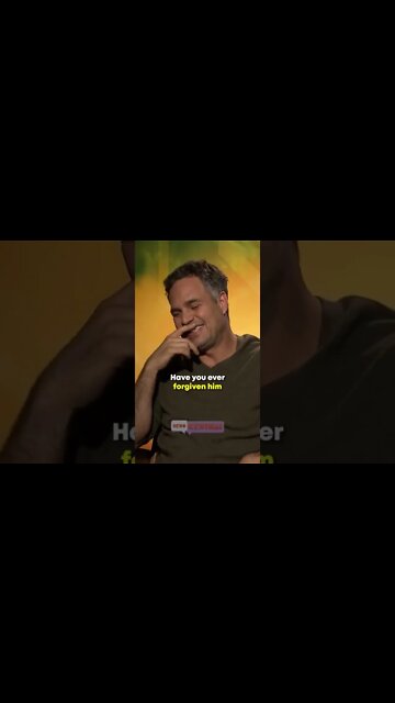 Mark Ruffalo On Replacing Ed Norton #marvel #hulk #shorts