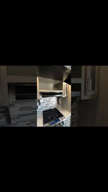 PACKED Full of Features UNDER $90k! 2022 Keystone Alpine 3220RL #shorts #rv