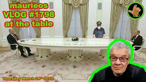 maurieos VLOG #1798 at the table