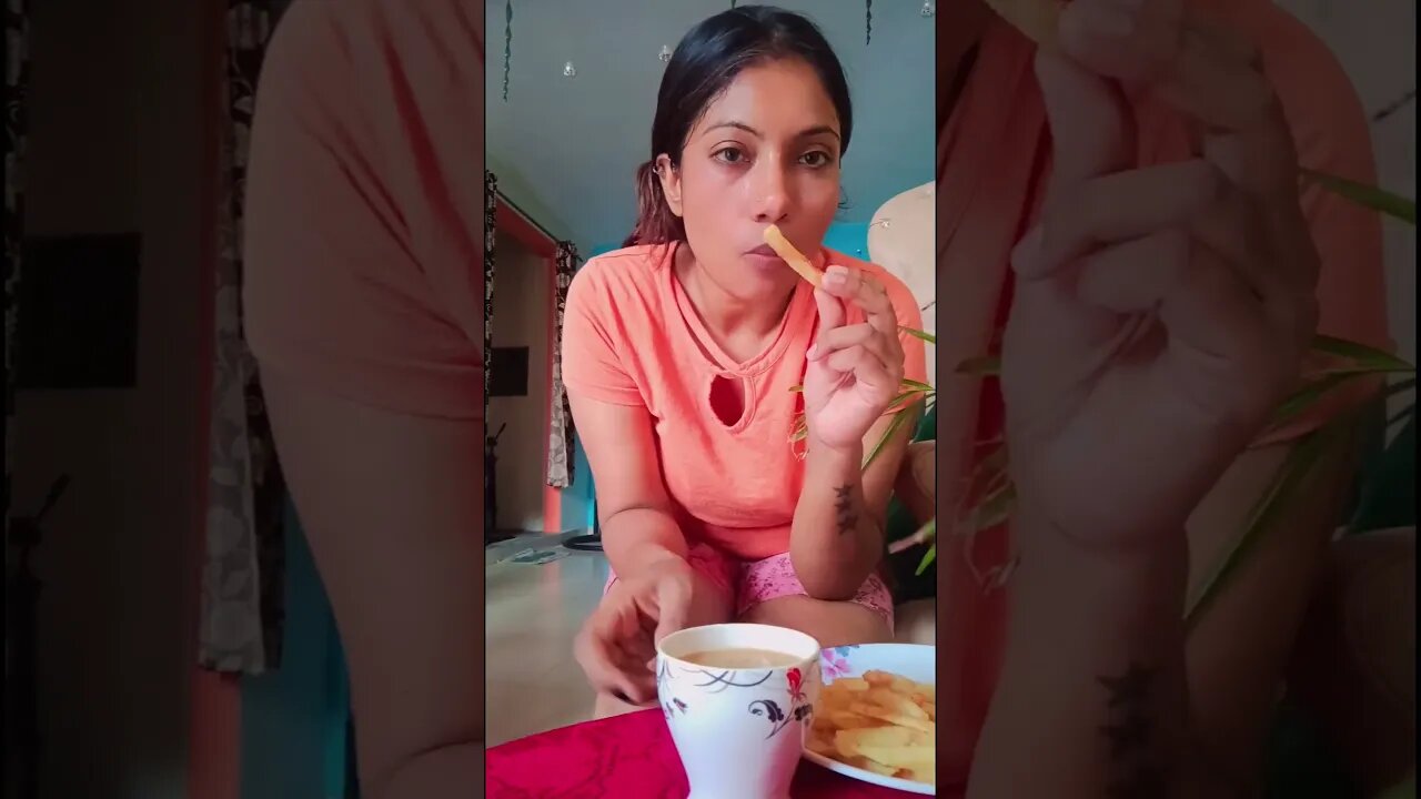 What I eat in a Day Video😍full Desi style😍Halwa mirchi Pakoda🤣#shorts #whatieatinaday #minivlog