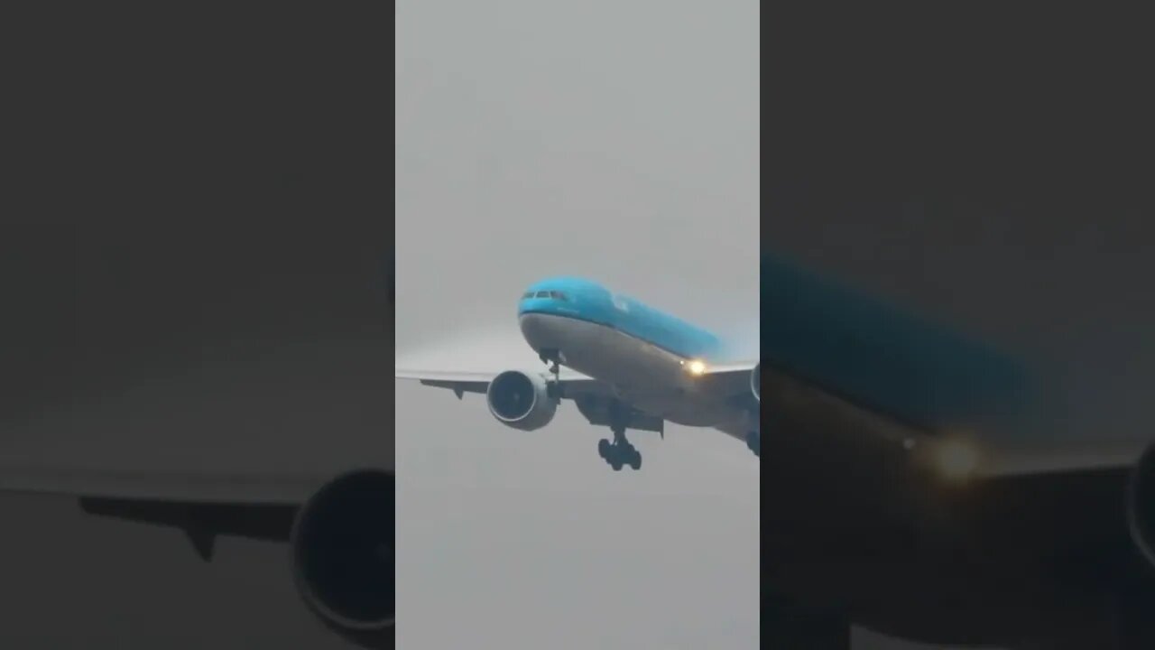 💨Condensation Boeing 777✈️