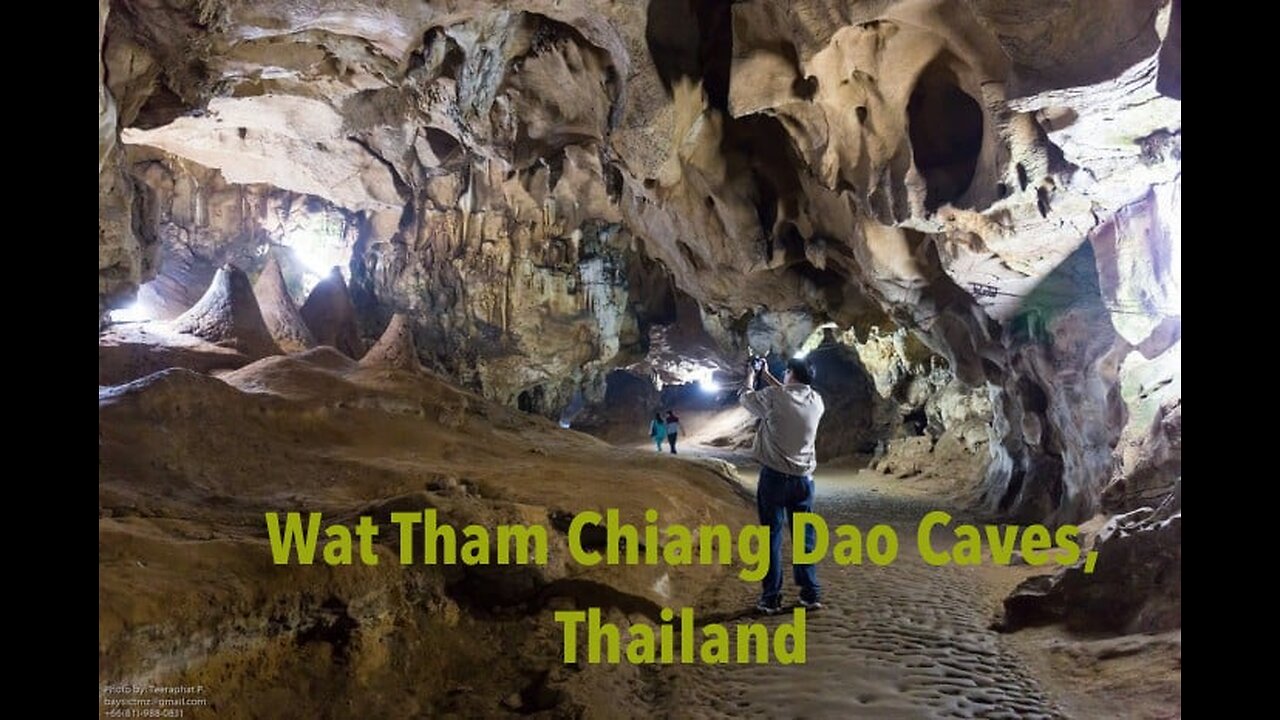 Wat Tham Chiang Dao Caves, Thailand WOW