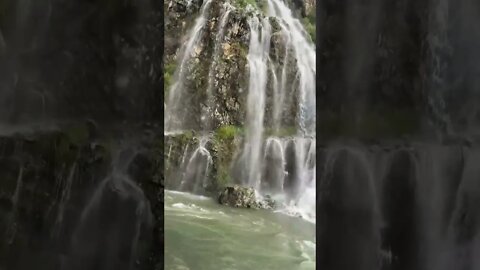 gulmarg #waterfall #kashmirvalley #treveling less#shorts#king spoj