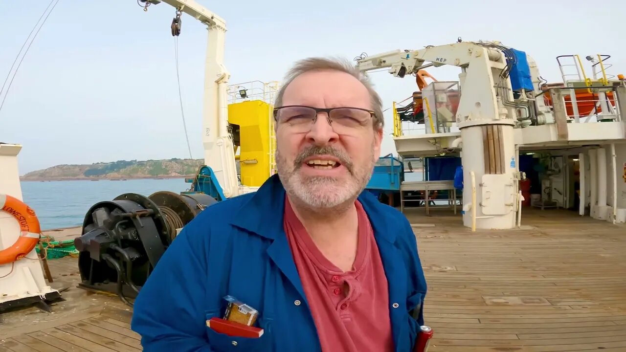 Monday morning vlog. Smith slaps rock for free speech