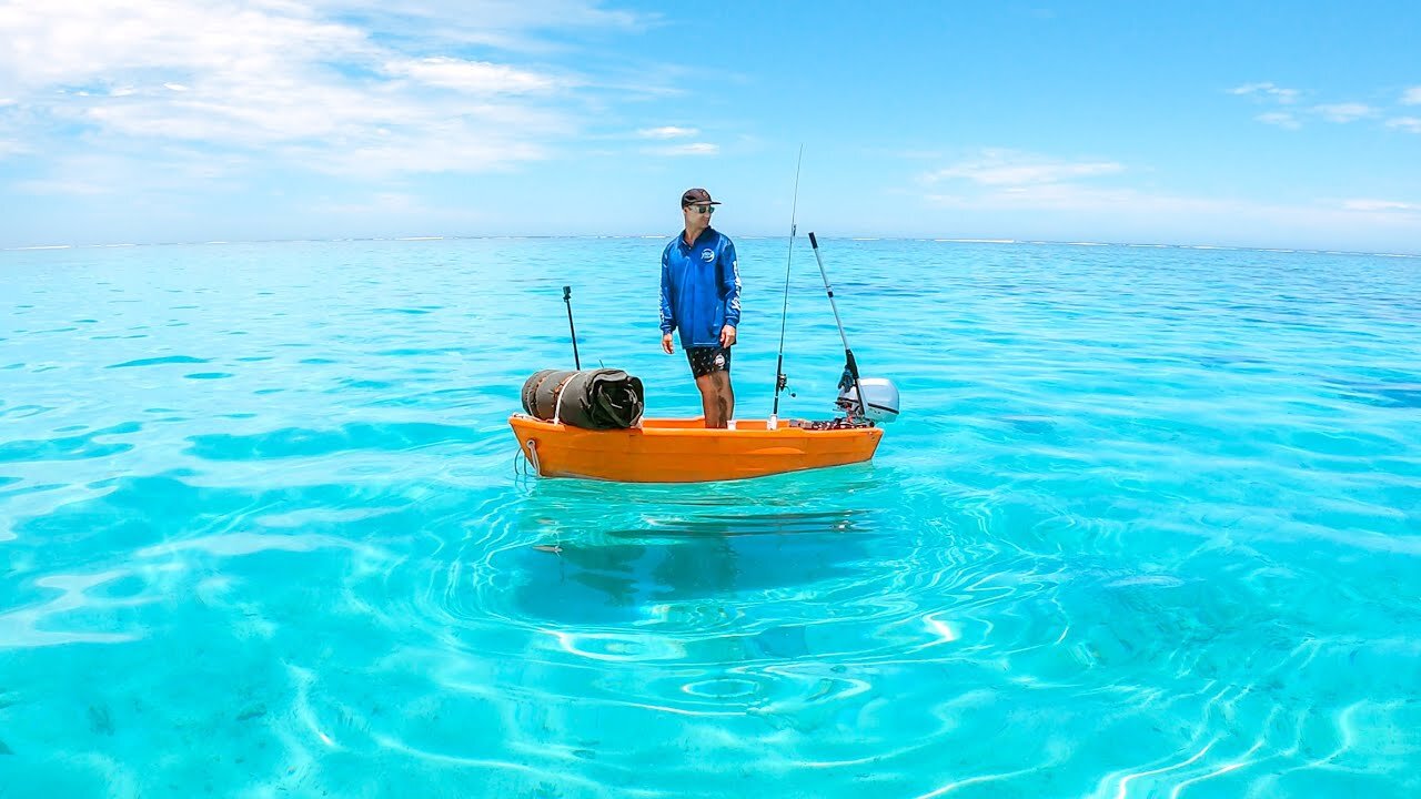 Living In A Tiny Boat On The Ocean 🌊⛵