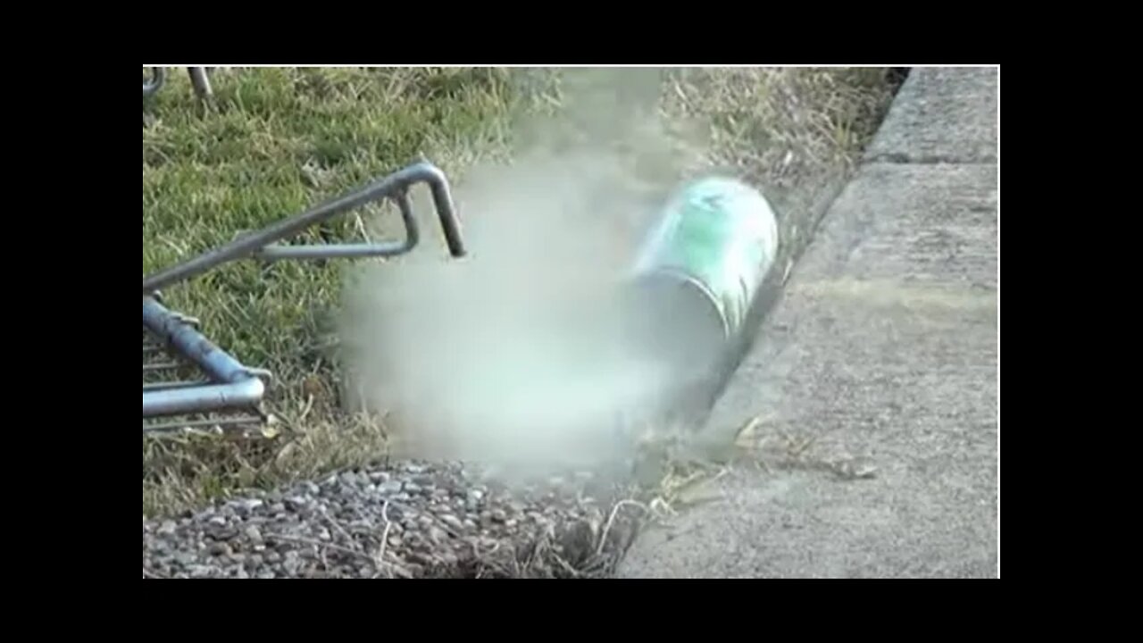 Removing Paint Ball From Inside A Can Of Spray Paint - What's Inside A Spray Paint Can?