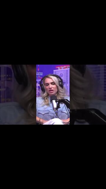 Modern man calls out delusional immature woman