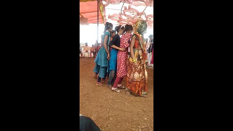 adivasi song kadhe phundu makin Chali vo juvanay