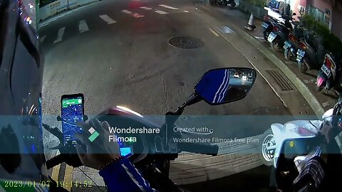 Night ride front camera view from Fu Da University to Shilin... enjoy.