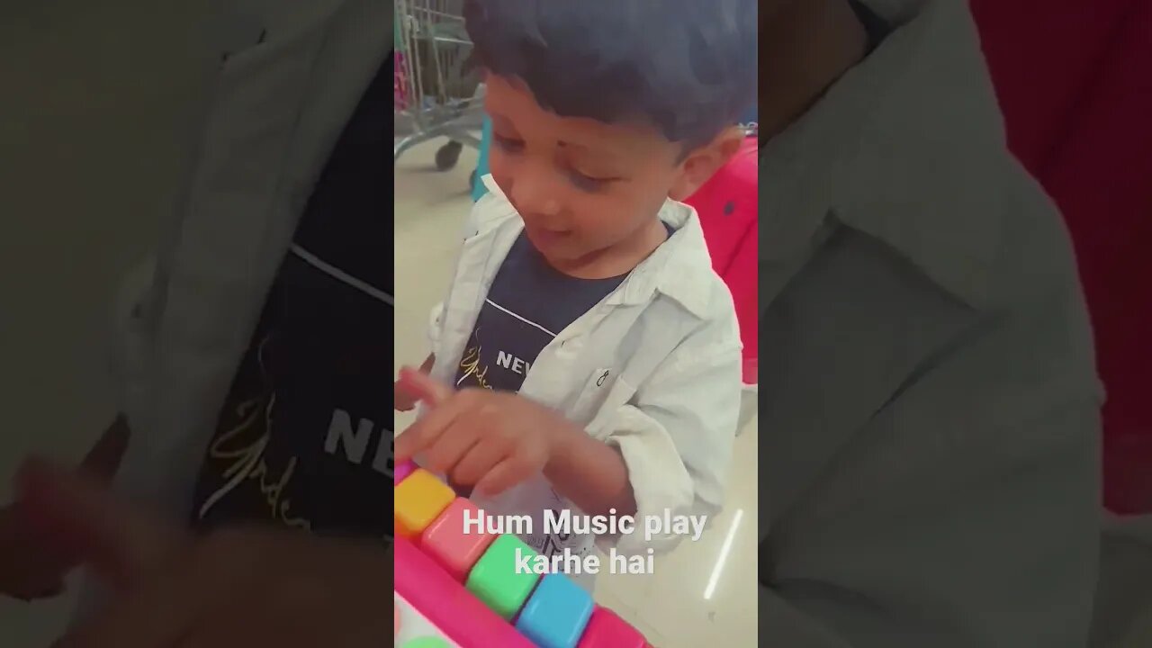 Hum Music play karhe hai.#cute #viral #ytshorts #reels #trending #baby #cuteness #music #love