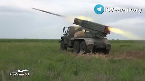 Impressive shots: the Russian army destroys the enemy with all types of weapons