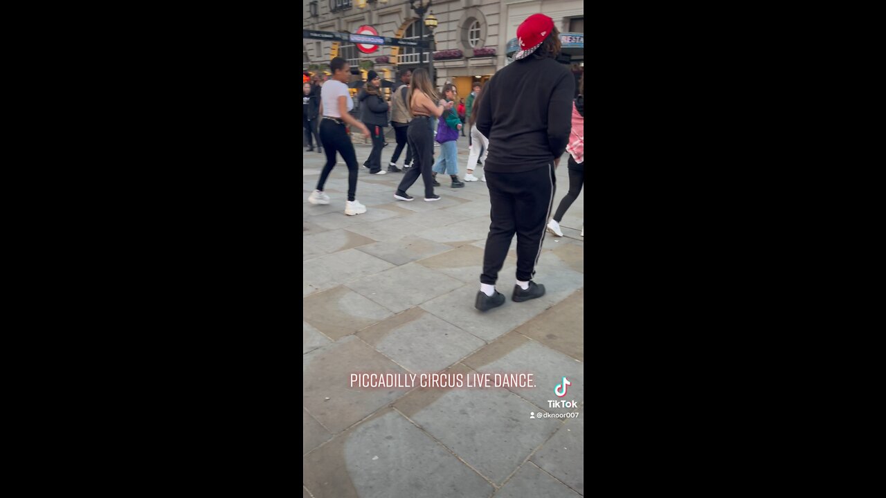 Piccadilly Circus live Dance.