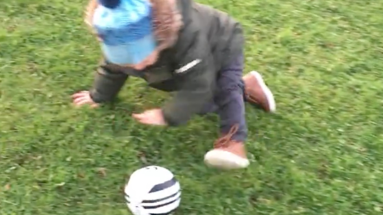 Twins Are Well-Prepared For The World Cup 2022!! FUNNYY