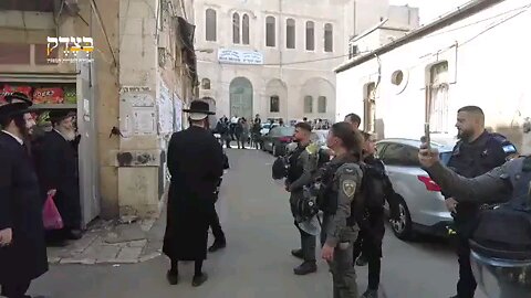 israeli occupation army attacks jews against zionism.