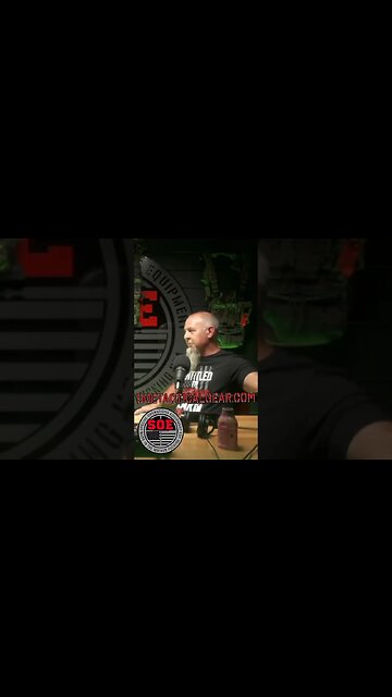 Who's gonna tell John? #shorts #youtubeshorts #podcast #podcastclips #Richardsimmons