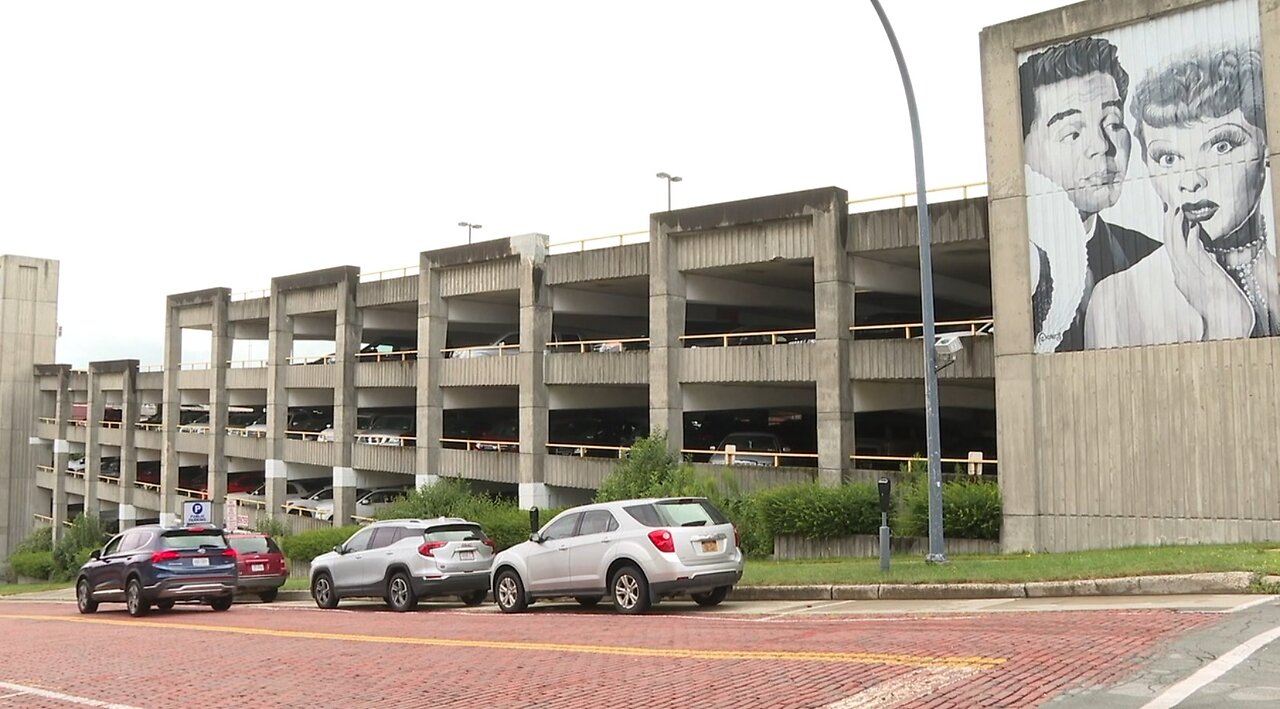 Concerns over car break-ins at parking ramp in Jamestown