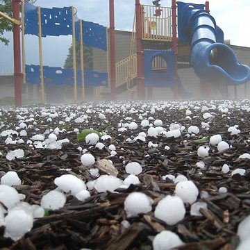 Hailstone Falling!!