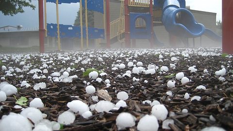 Hailstone Falling!!