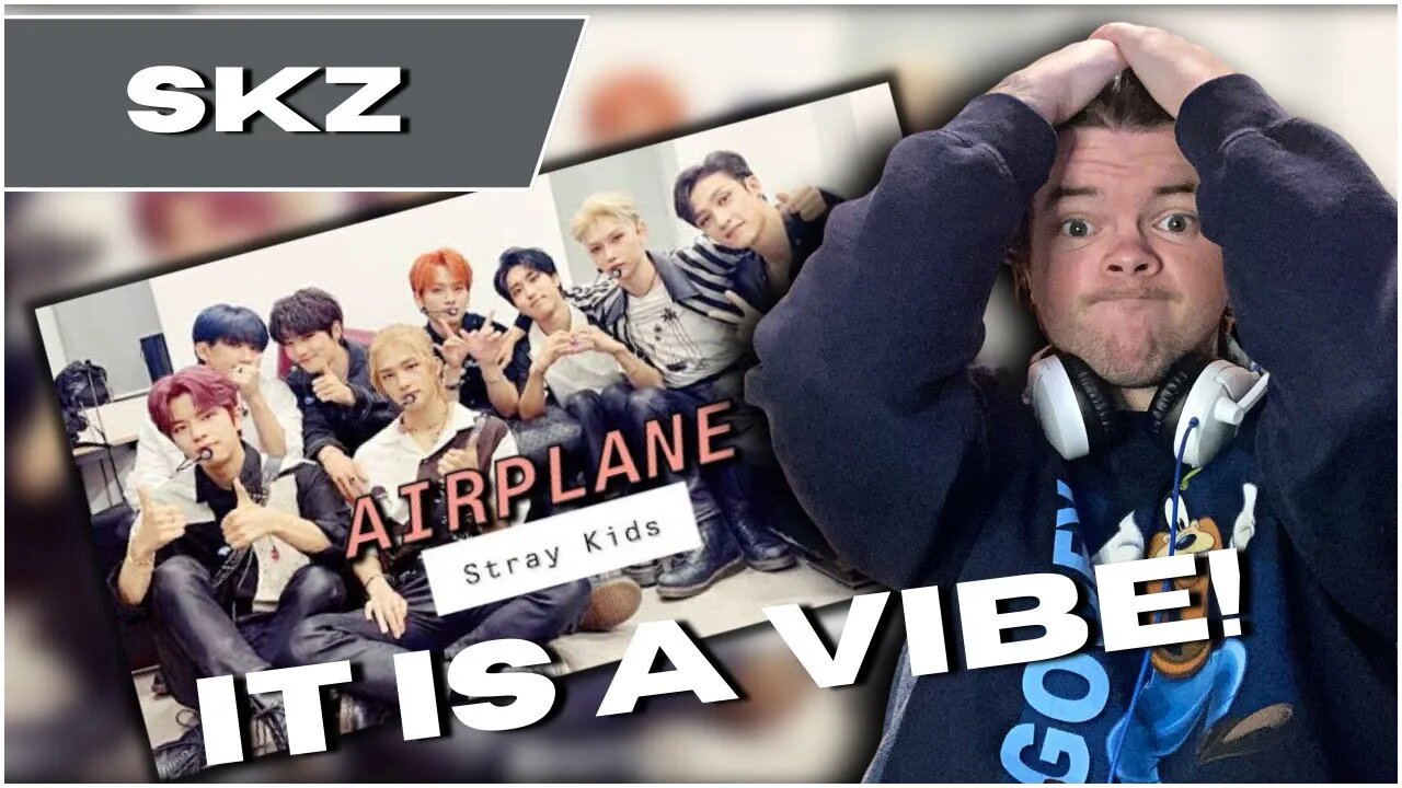 Reacting to Stray Kids - Airplane