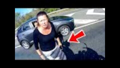 This Woman Leaves Car In Bar Parking Lot Overnight. Comes Back To Note That Leaves…