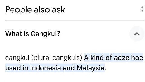 cangkul (plural cangkuls) A kind of adze hoe used in Indonesia and Malaysia.