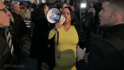 Protesters outside the Austrian Embassy London (20.11.21)