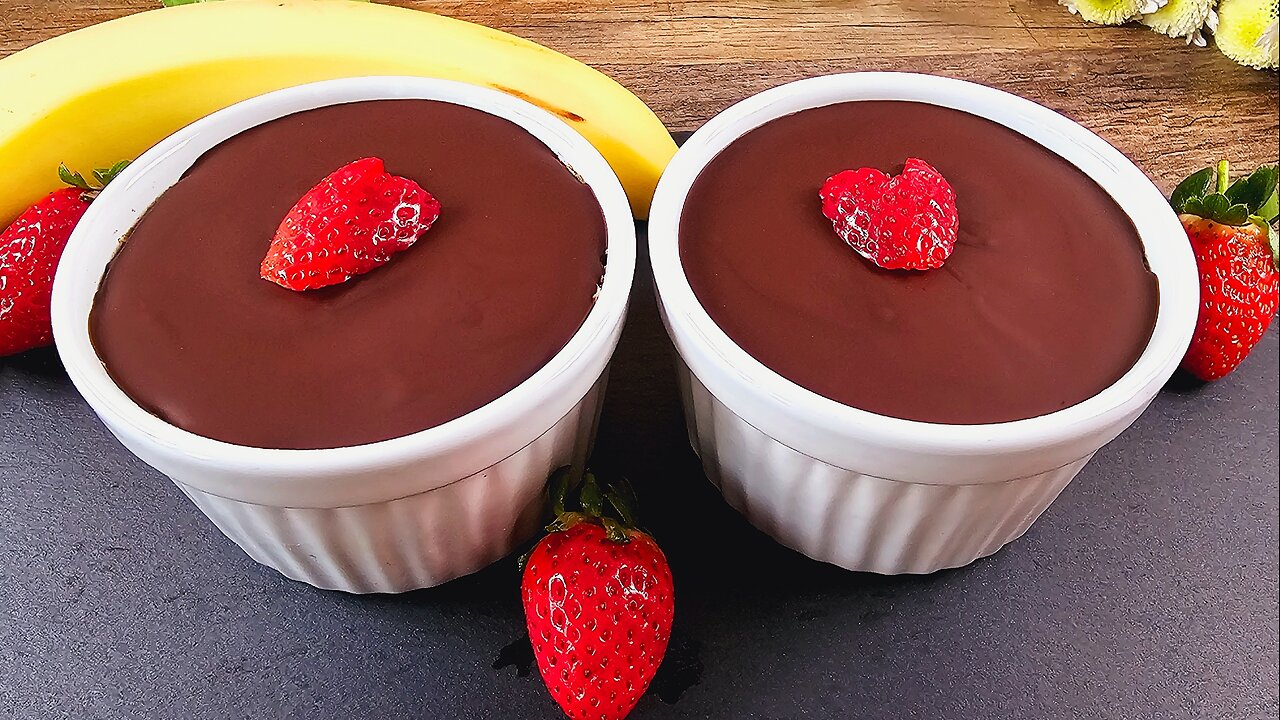 Take oats, cocoa and bananas and make this amazing dessert! Gluten free, NO sugar, NO oven!