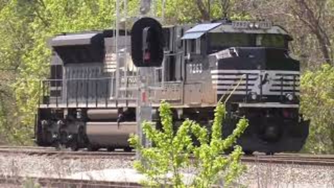 Norfolk Southern Power Move from Berea, Ohio May 7, 2022