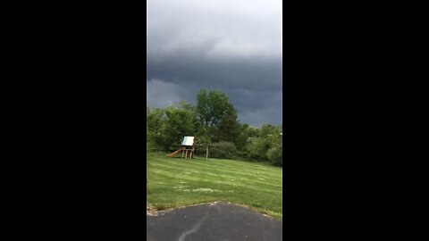 Bad storm rolling into Milford Michigan