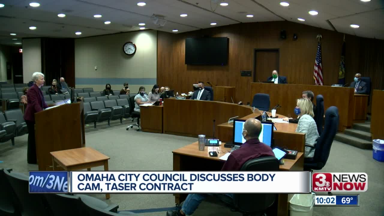 Omaha City Council discusses body cam, taser contract