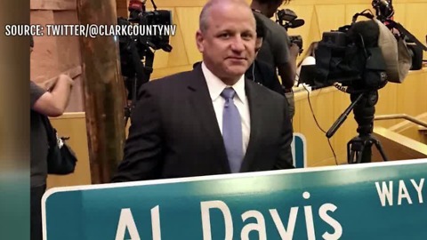 First 'Al Davis Way' street sign unveiled