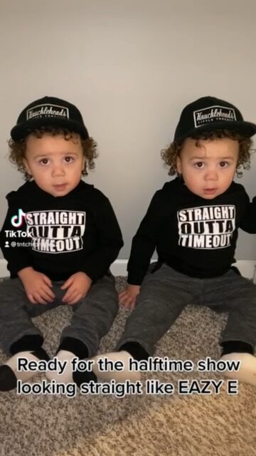 Ready for half time looking like Eazy E