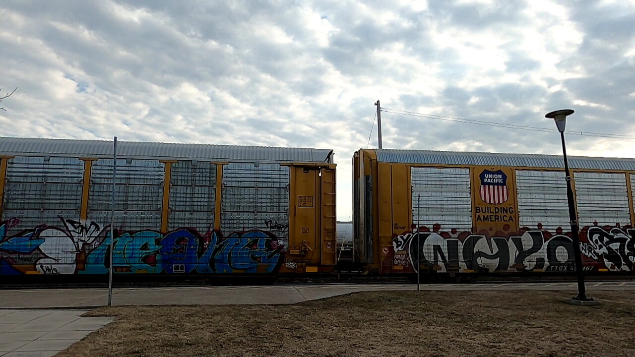 CN 3898 & CN 5669 Engines Autorack Train Eastbound In Ontario