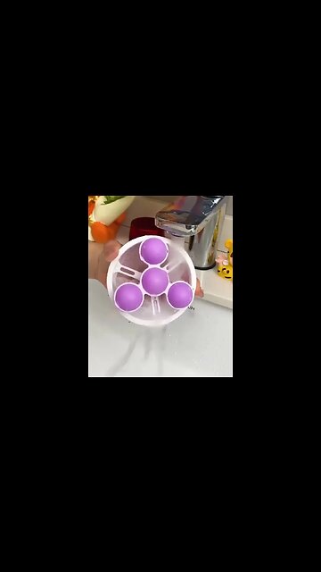 💦No more pet hair & lint stuck on freshly washed clothes!🧥 #clothes #viral #cleaning