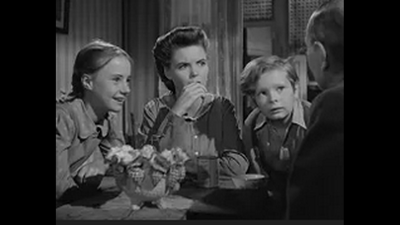 A Tree Grows in Brooklyn ⭐️ FULL MOVIE ⭐️ Dorothy McGuire & James Dunn ⭐️ 1945 ⭐️ Classic Family Drama