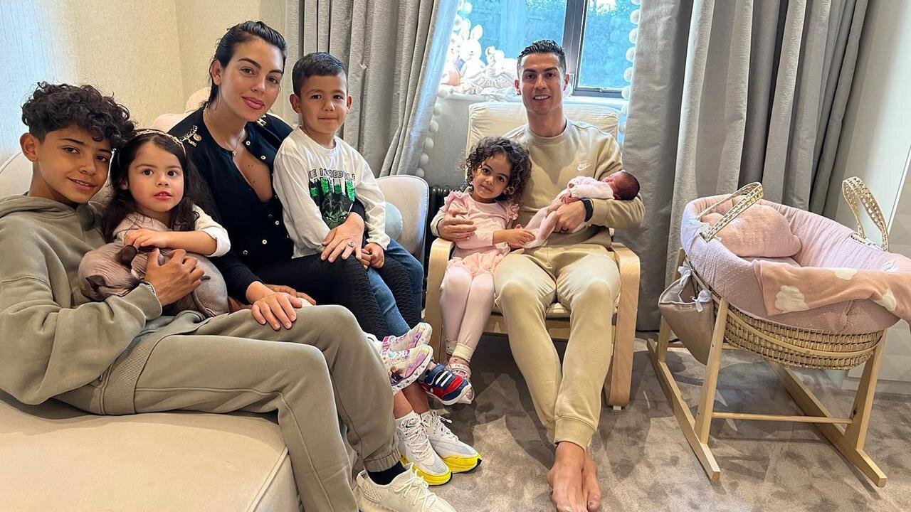 Ronaldo FUNNY Moments With His FAMILY