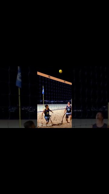 Já treinou seu futevôlei hoje?