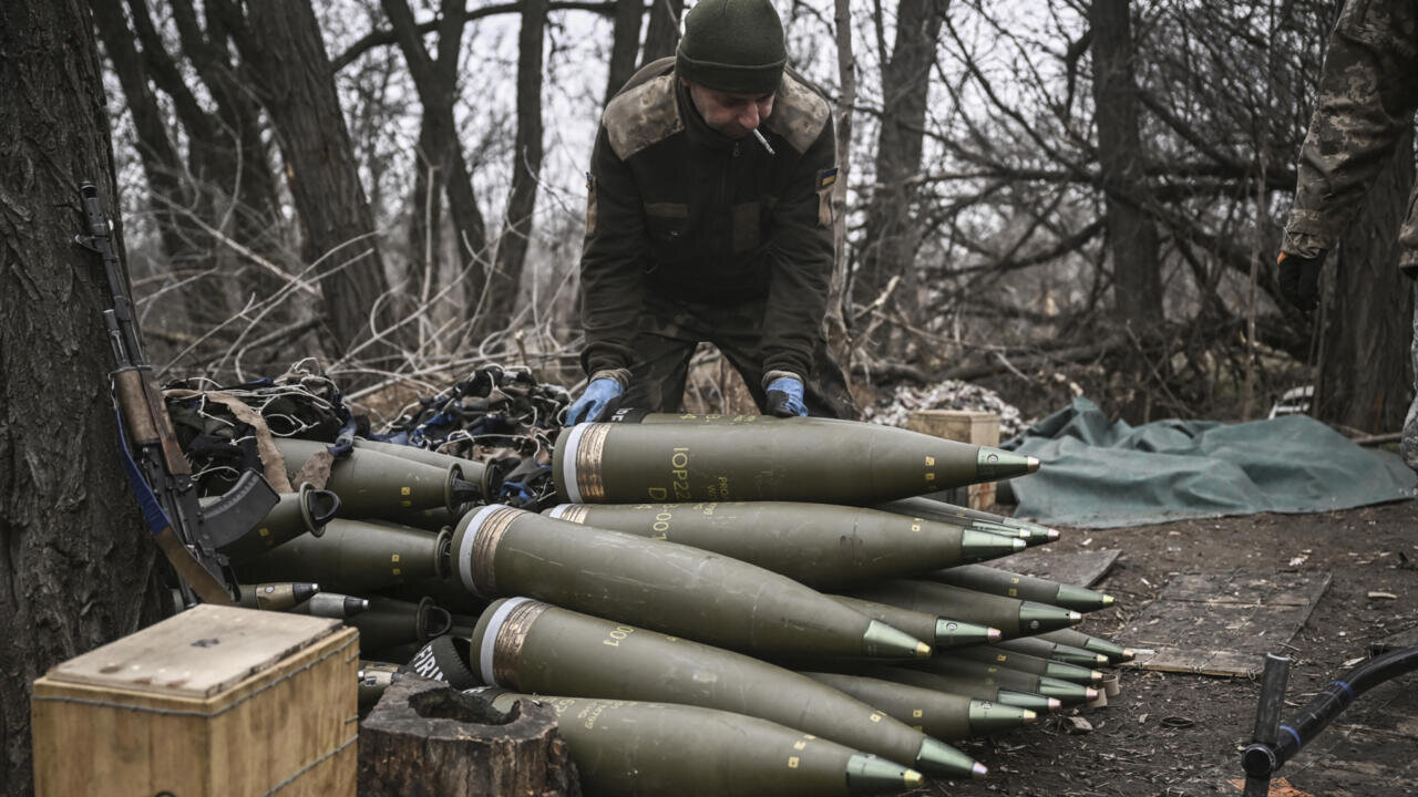 Ukrainian army hit with French bomb a house where Russian FSB personnel were stationed in Kursk