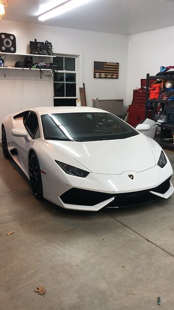 Lamborghini Huracan Startup and Rev