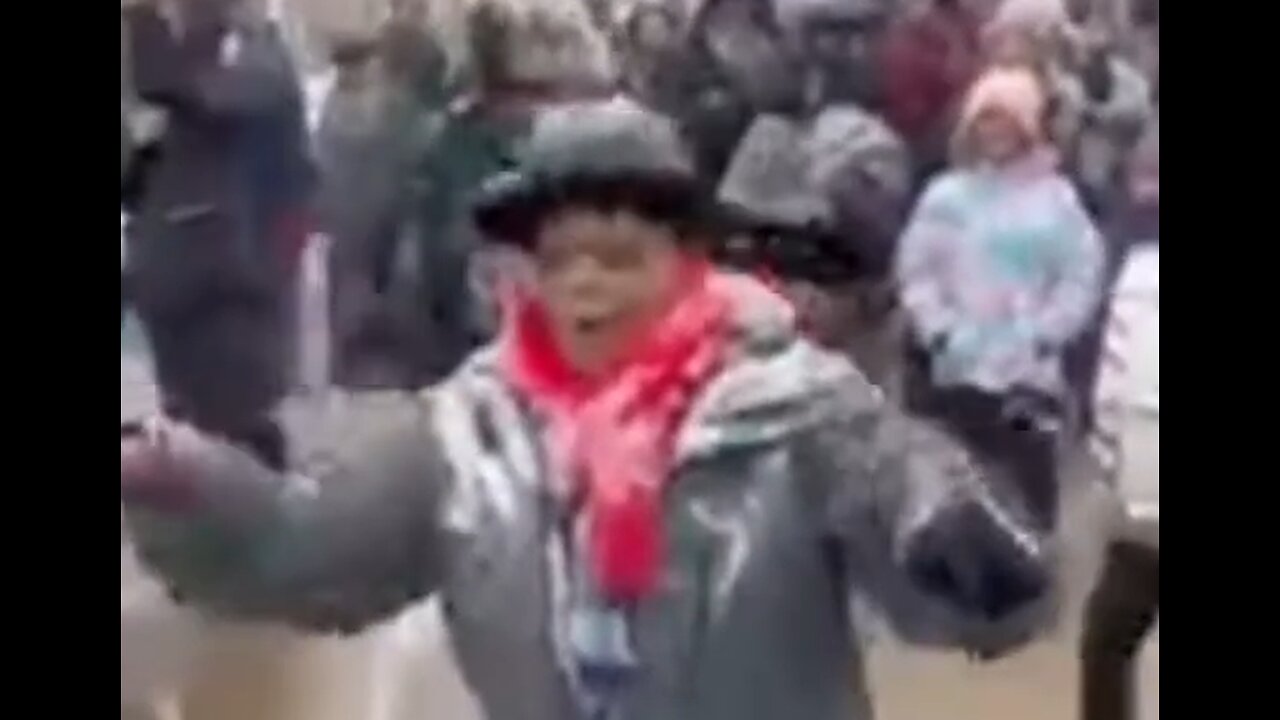 2023: Chicago Mayor Lori Lightfoot campaigns dancing at Lunar festival