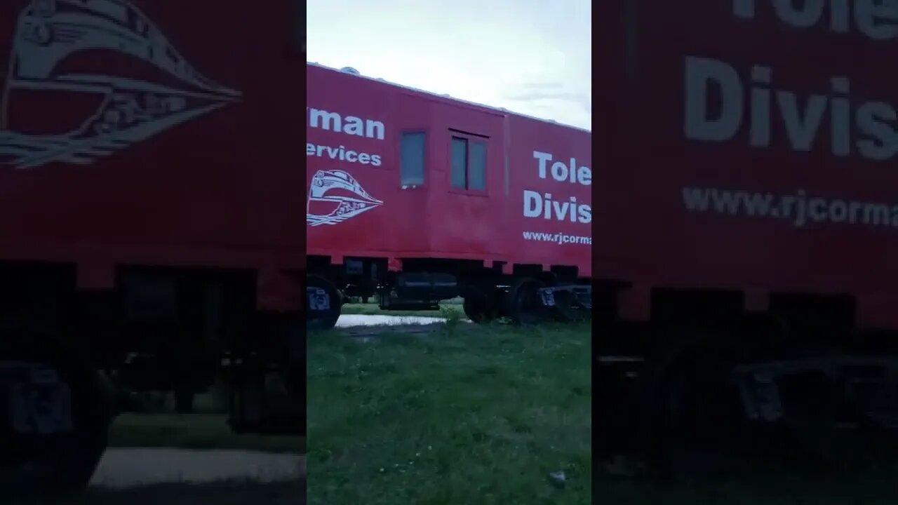 Static Caboose, RJ Corman