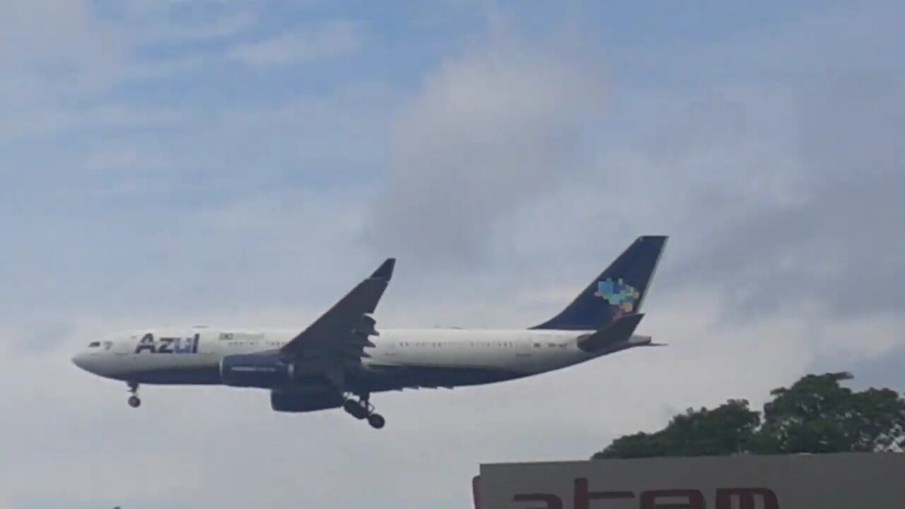 Airbus A330 PR-AIZ na aproximação final antes de pousar em Manaus vindo de Campinas