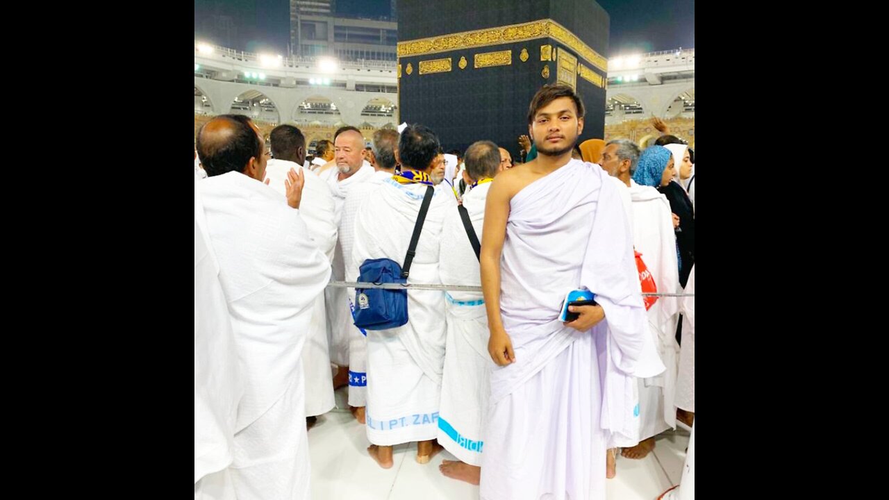 Performing umra MAKKAH MADINAH